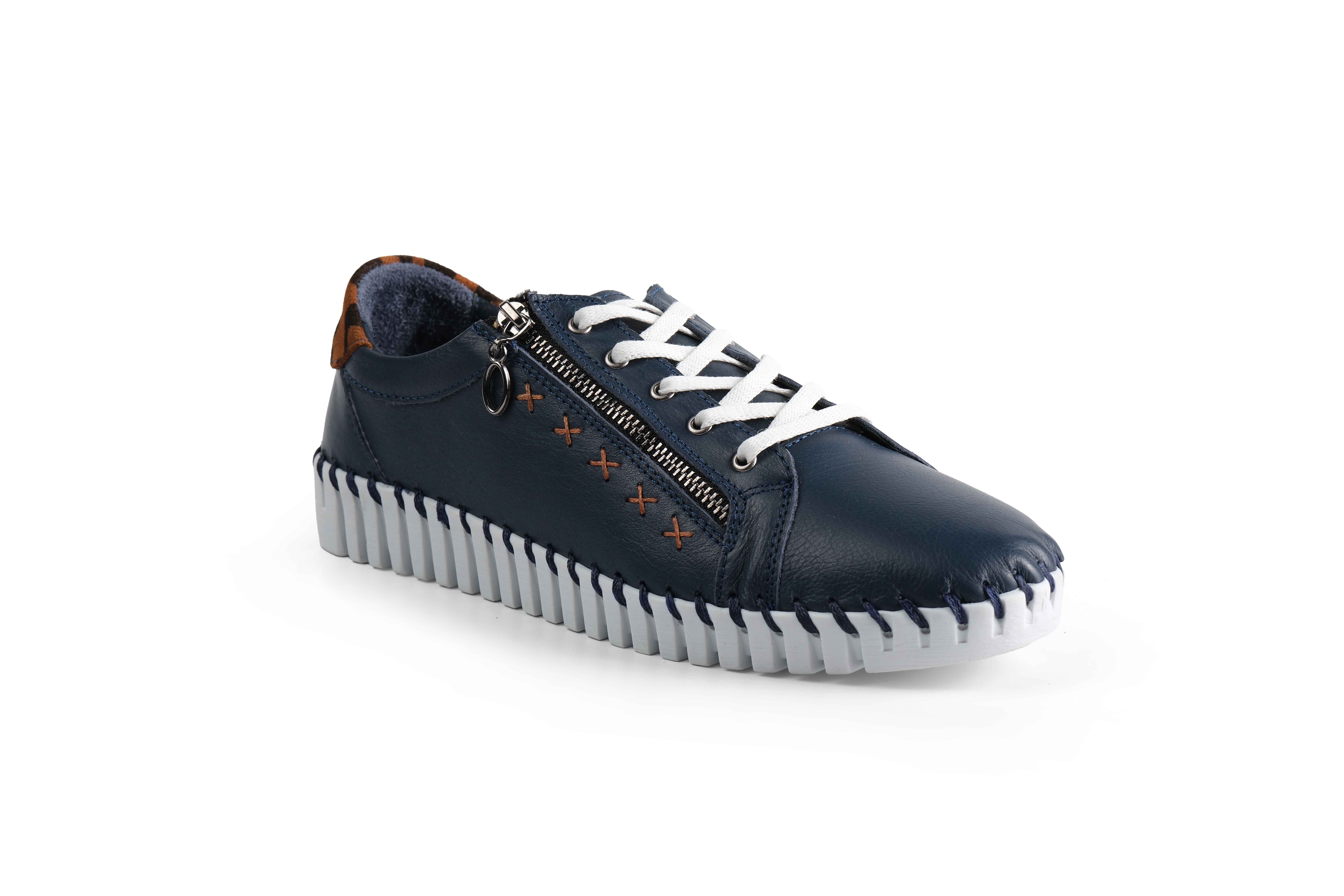 Luz Navy Blue